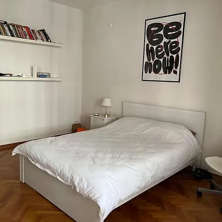 דירה Very Central, Large, Comfortable